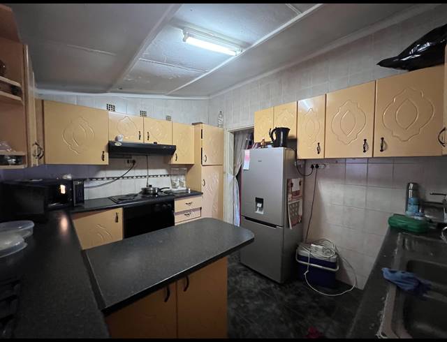 2 BEDROOM HOUSE FOR SALE IN NORTHDALE